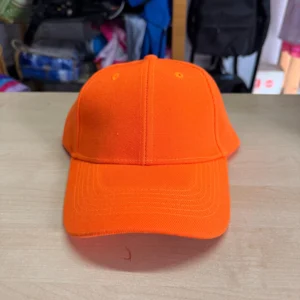 Gorra lisa naranja