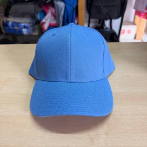 Gorra lisa celeste