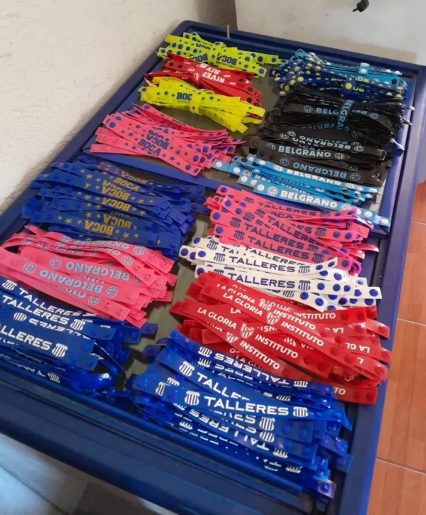 Pulsera de goma futbol - Image 2