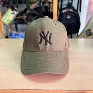 Gorra bordada NY